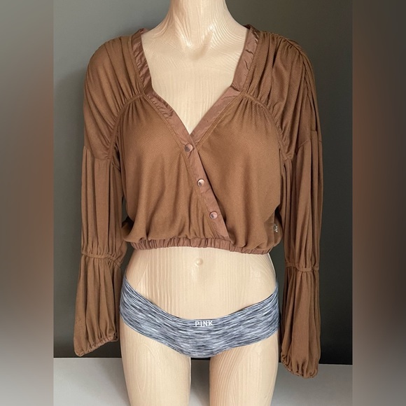 Free People~Banyan Tree Brown~Dakota Crop - Picture 1 of 10